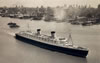 RMS Queen Elizabeth leaving New York